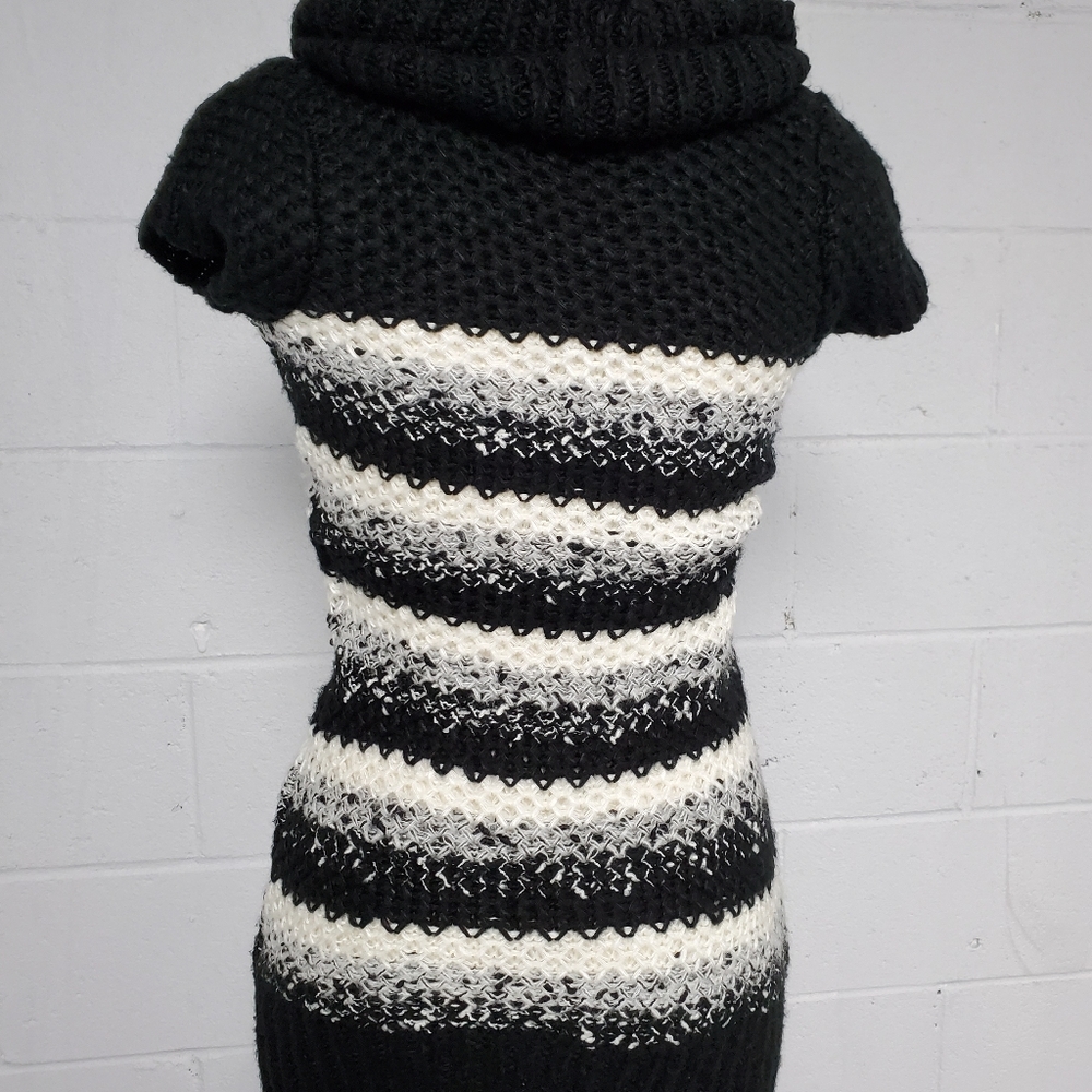 Knitt Sweaters dresses bundle size M - Picture 9 of 12